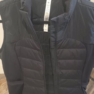 Women's Black Puffer Vest